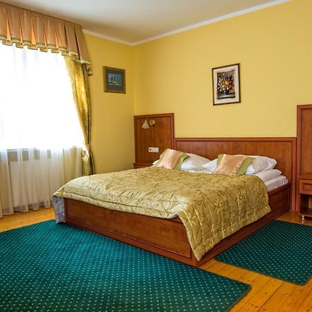 Hotel Adalbertus Gniezno Kültér fotó